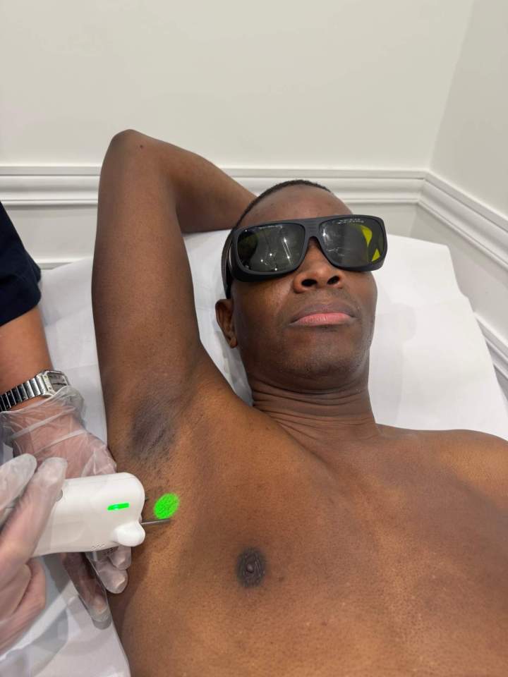 Laser médical : peau nette et pilosité réduite.